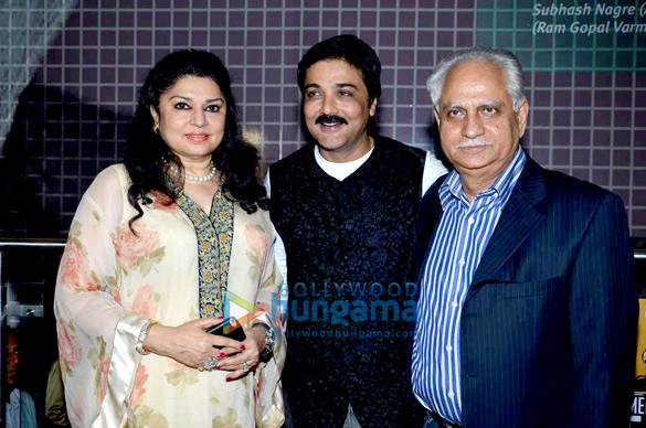 juhi chawla at prosenjits film screening 4