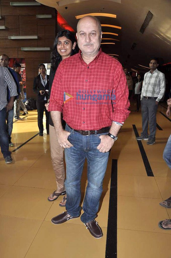 anupam kher at american hustle promotion 7