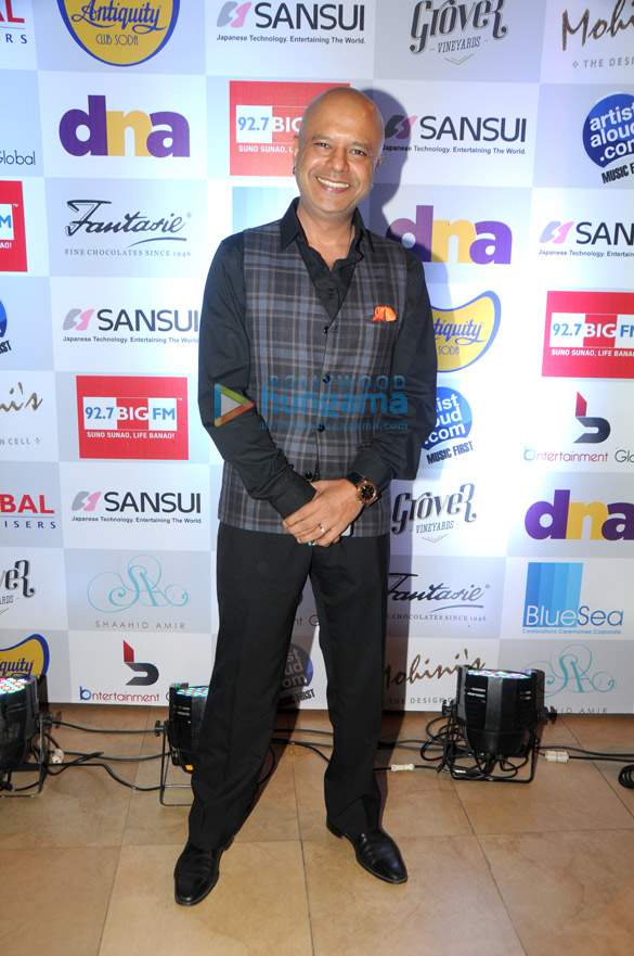 celebs reviving classic bollywood melodies at the music mania club 19