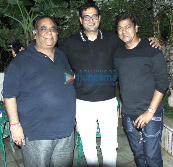 rahul bhatts surprise birthday party for sudhir mishra 13