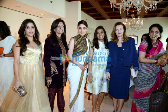 kareena at first lady of france valerie trierweiler launch 11
