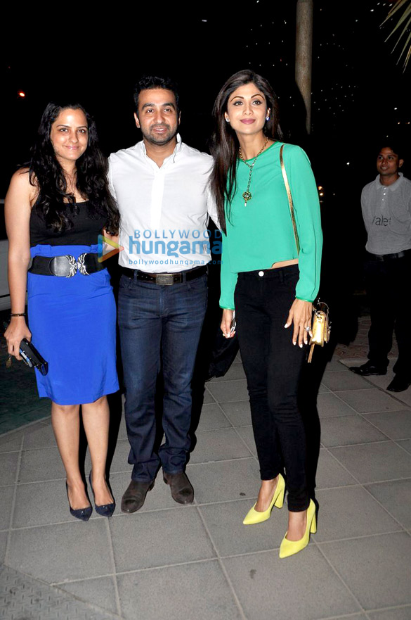 bipasha harman shilpa snapped at yauatcha 2