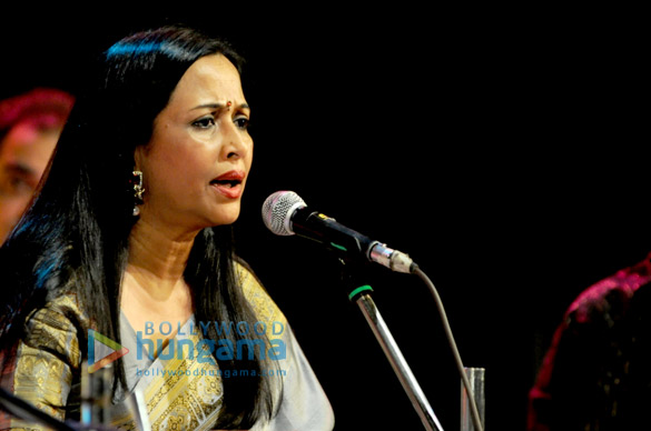 ghazal singers sadhana jejurikar dr roshan bhartis musical show duaa 7