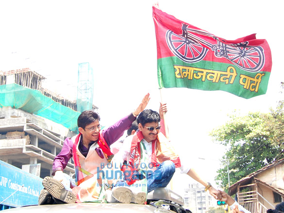 kamaal rashid khan political partys rally 9