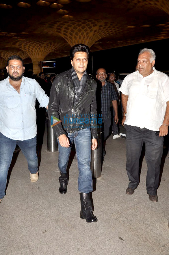 stars leave for iifa 2014 day 2 4