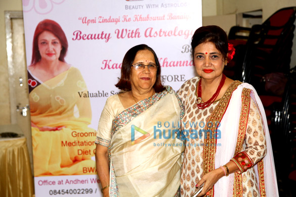 kashmera shah snapped at the launch of govindas sisters album bandagi 8