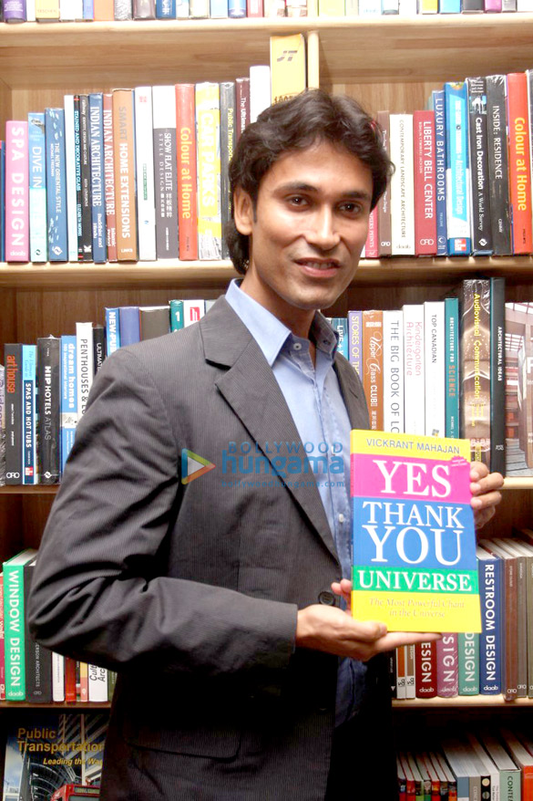 arbaaz khan unveils vickrant mahajans book yes thank you universe 4