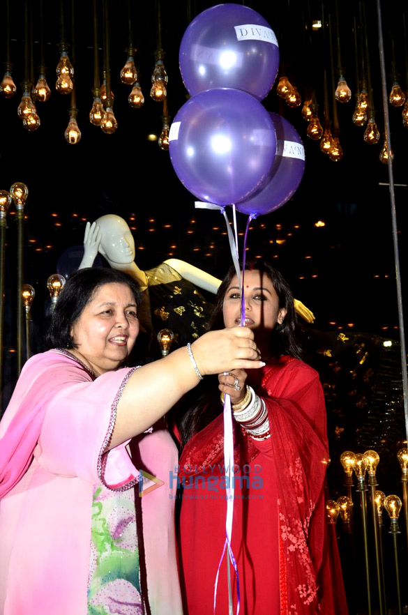 rani alia arjun parineeti grace the divani store launch 17