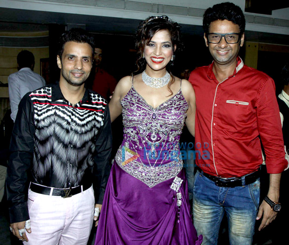 tanisha singh celebrates her birthday with friends 5