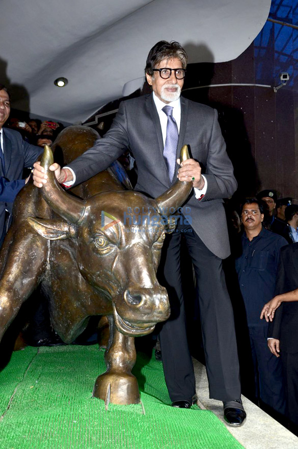big b rings the opening bell of bse as a part of his tv serial yudhs promotions 9