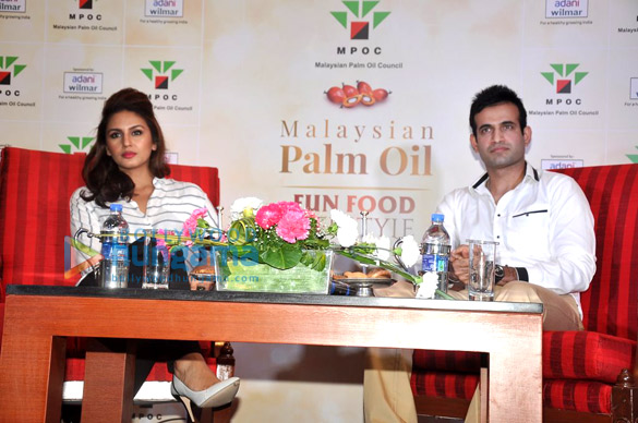 huma qureshi irfan pathan at malaysian palm oil launch 2