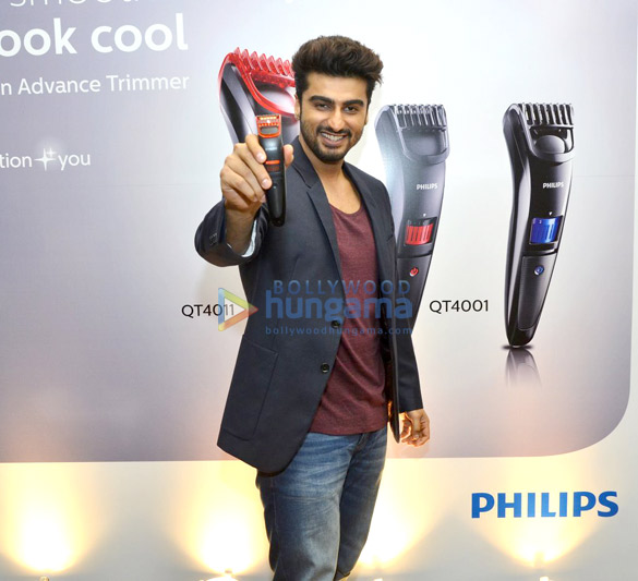 arjun kapoor endorses philips indias male grooming range 11