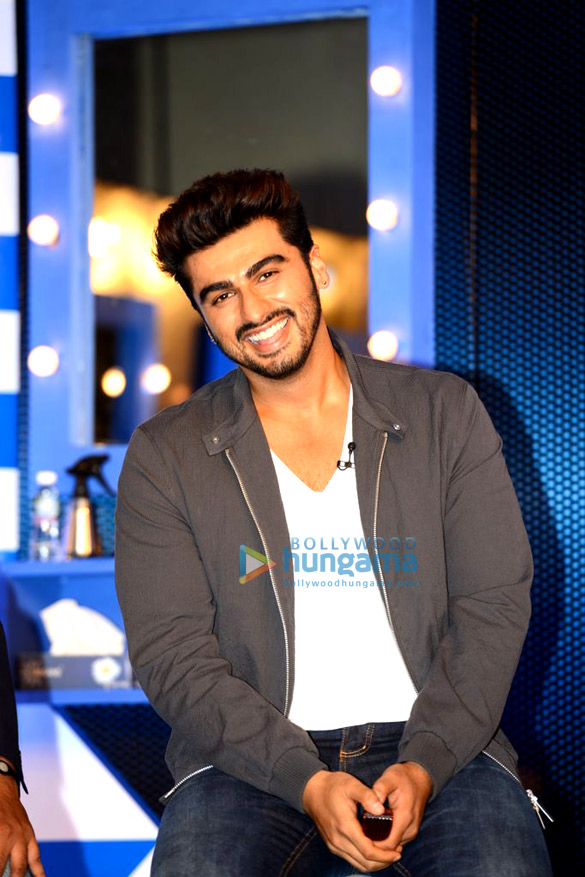 arjun kapoor endorses philips indias male grooming range 6