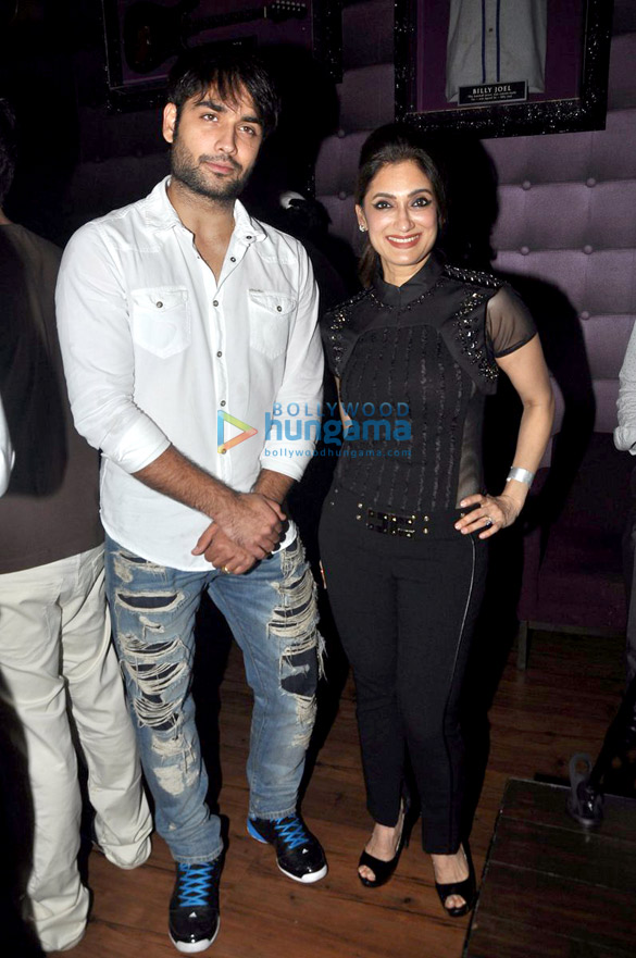 ankit tiwaris live concert at hard rock cafe 11