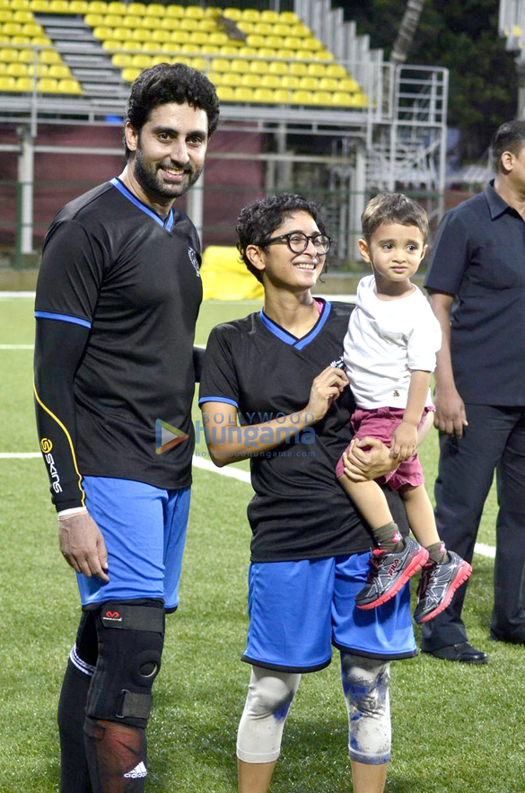 aamir hrithik abhishek at ira khans charity football match 25