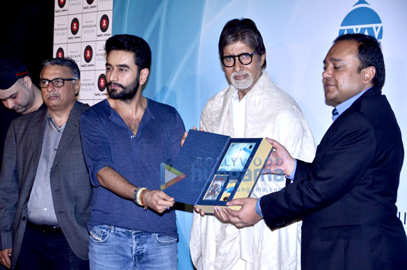 big b launches shekhars album hanuman chalisa 2