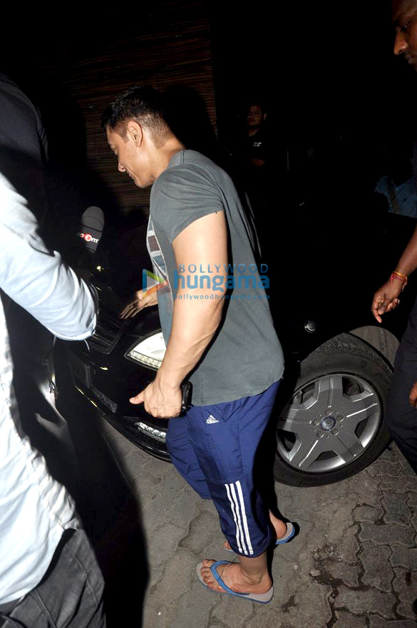 aamir khan snapped with fans 6