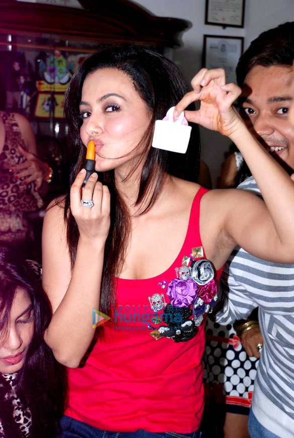 mansi pritams birthday bash 7