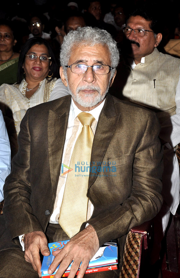 naseeruddin shah releases quaiser khalids poetry the consciousness of times 17