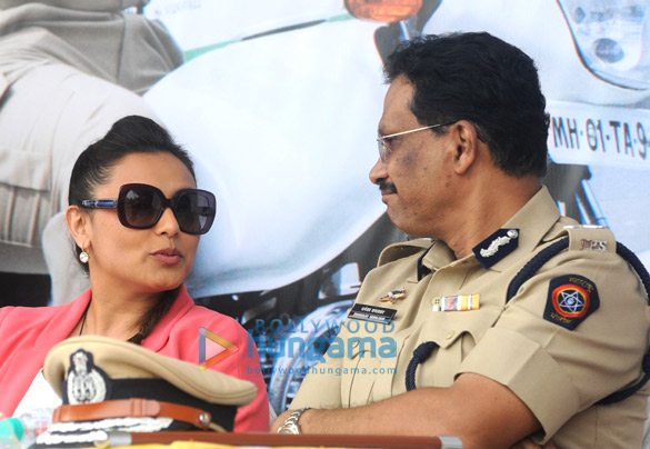 rani mukerji supports women beat marshalls scheme 5