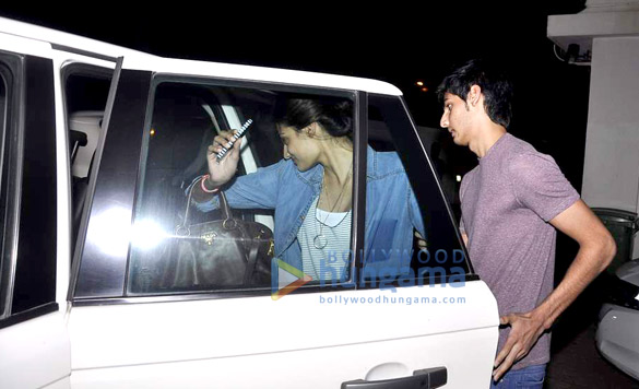 suniel shettys daughter athiya shetty snapped at a multiplex 6