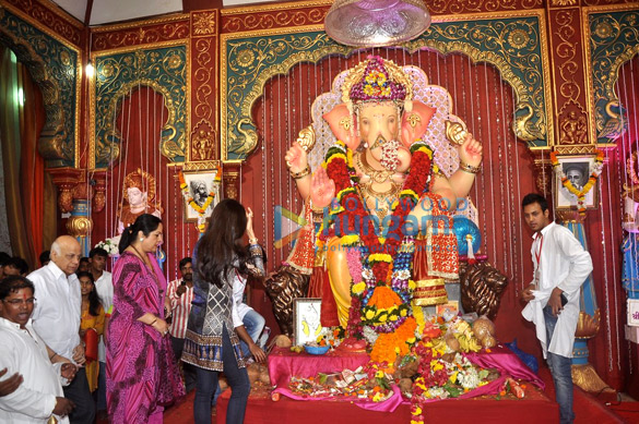 shilpa shetty graces andheri cha raja 5