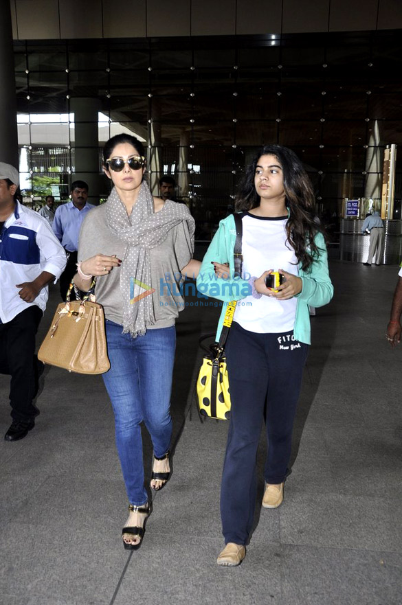 asin sridevi snapped while returning from siima 3