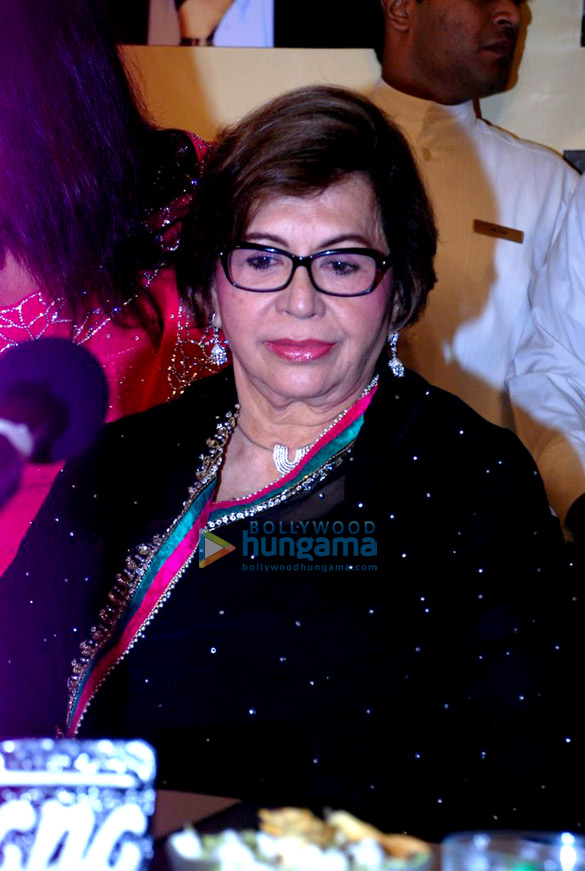 helen sachin tendulkar at giant awards 6