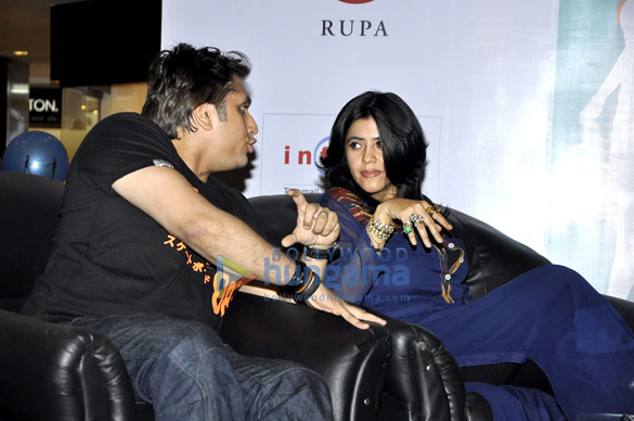 kirti sanon ekta kapoor at the launch chetan bhagats new book half girlfriend 11