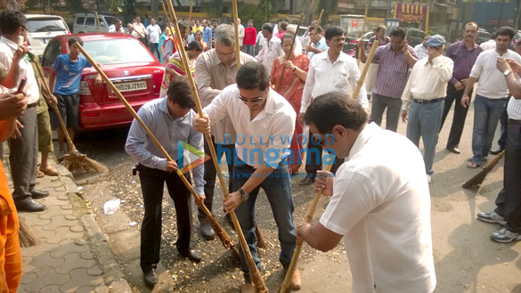 shreyas talpade at the swach bharat abhiyaan 5
