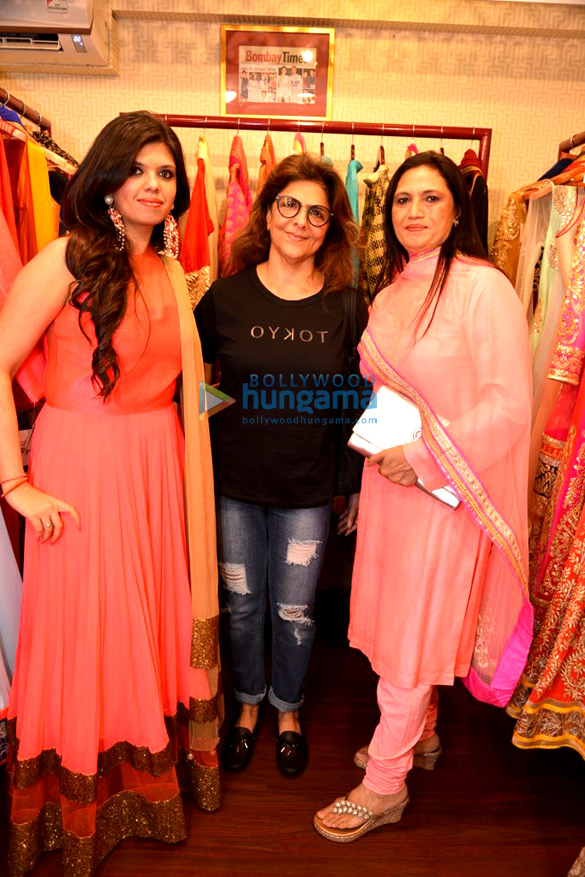 pinky roshan geeta basra at ushma vaidyas debut festive collection preview 2