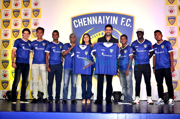 abhishek bachchan introduces isl chennaiyin f c team 4