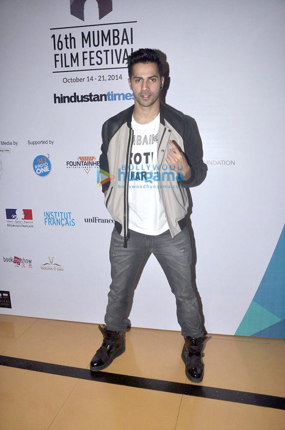 deepika padukone varun dhawan imran khan at mami 2014 day 2 3