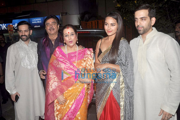 amitabh bachchan and family celebrate diwali in style 3