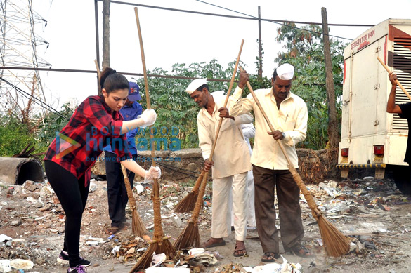 tamannaah bhatia at swachh bharat cleanliness drive 4