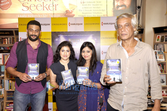 arunoday singh at the launch of indias first boxing romantic drama book dancing with demons 2