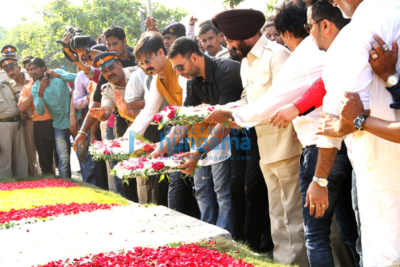 akshay kumar vivek oberoi grace shapath samaroh to commemorate the 2611 martyrs on the occasion of vijay diwas 7