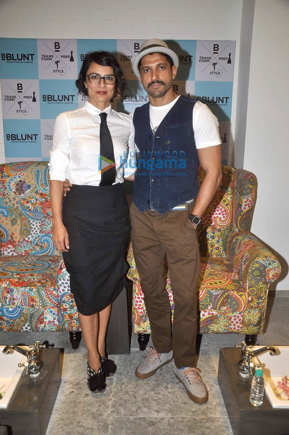 farhan akhtar at the launch of b blunt at r city 6