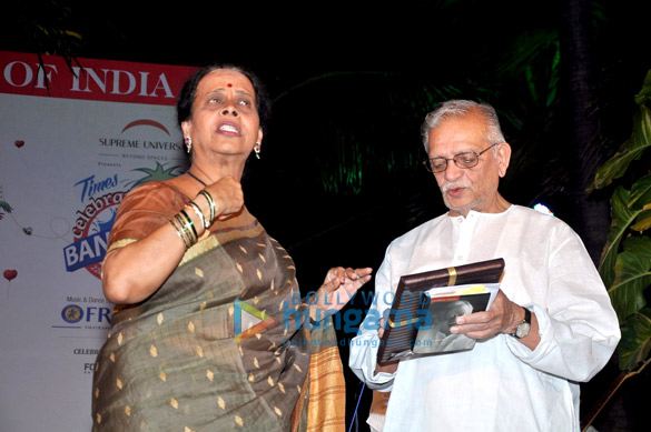 gulzar graces bandra festival 2014 5