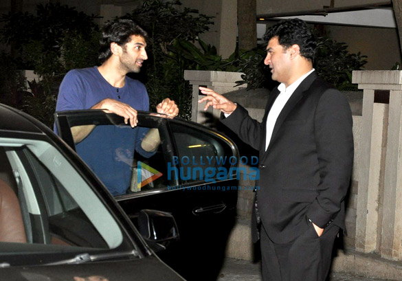 kiran rao aditya roy kapur and siddharth roy kapur snapped at ranbir kapoors house last night 4