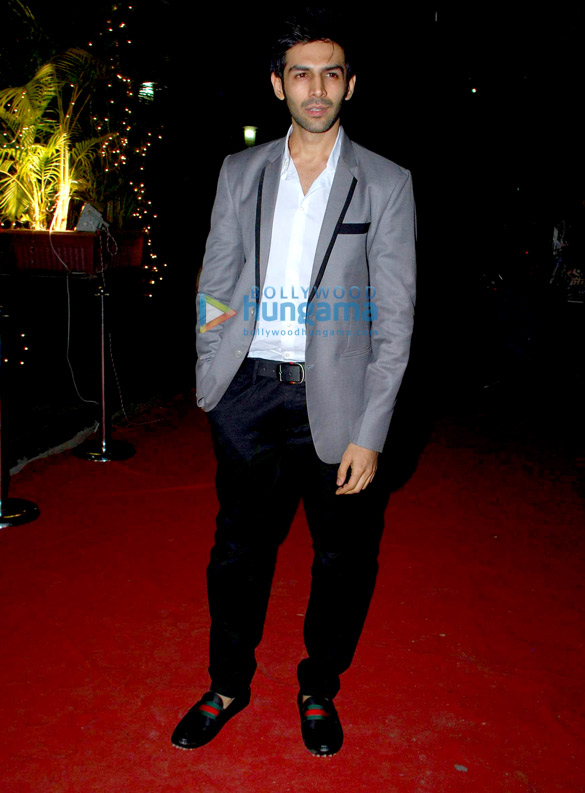 celebs grace the launch of vikram phadnis new fashion store krasaa 22