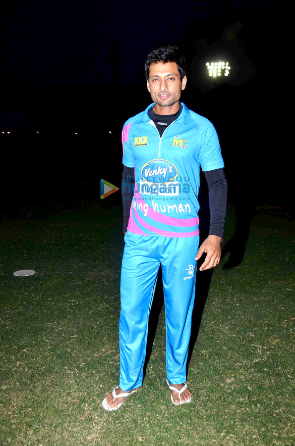tv celebs snapped at celebrity cricket leagues practice match 6