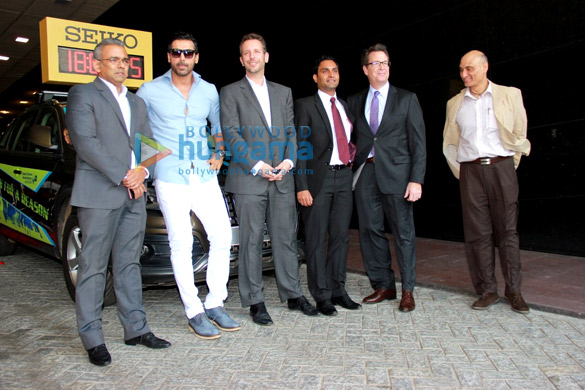 john abraham at standard chartered mumbai marathon 2015 press conference 5
