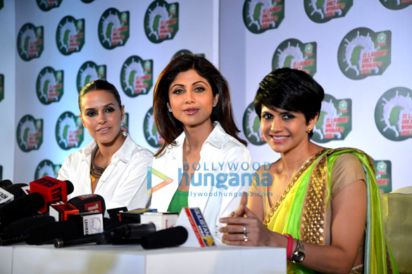 shilpa shetty neha dhupia mandira bedi spark a debate at ariel is laundry only a womans job 9