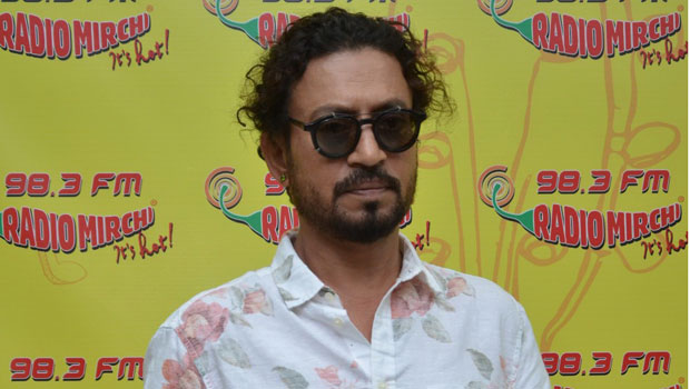 Irrfan Khan Promotes ‘Madaari’ At 98.3 Radio Mirchi