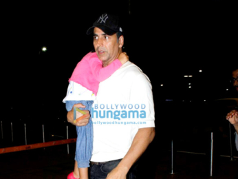 Akshay Kumar snapped at the airport departing for family holidays