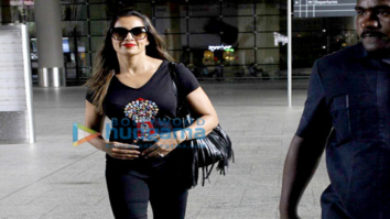 Bipasha Basu snapped at the airport returning from Bangalore