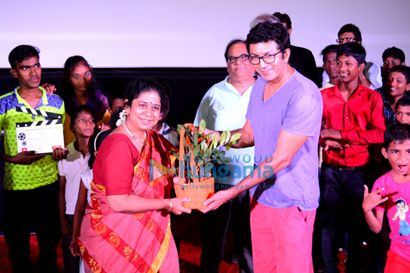 Celebs grace Vatsalya Foundation’s workshop conducted for street kids Celebs grace Vatsalya Foundation’s workshop conducted for street kids