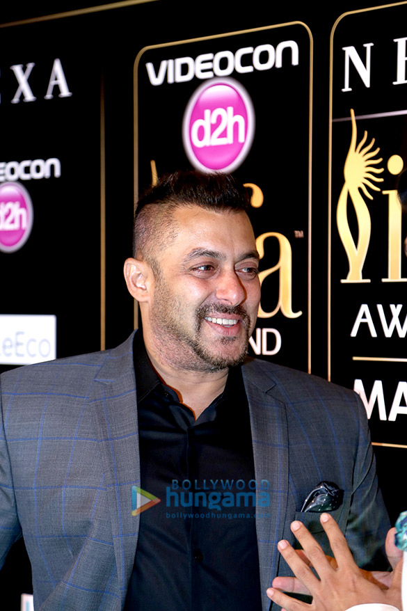 celebs the green carpet of iifa 2016 8