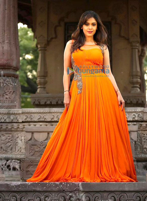 hrishitaa bhatt 2 2